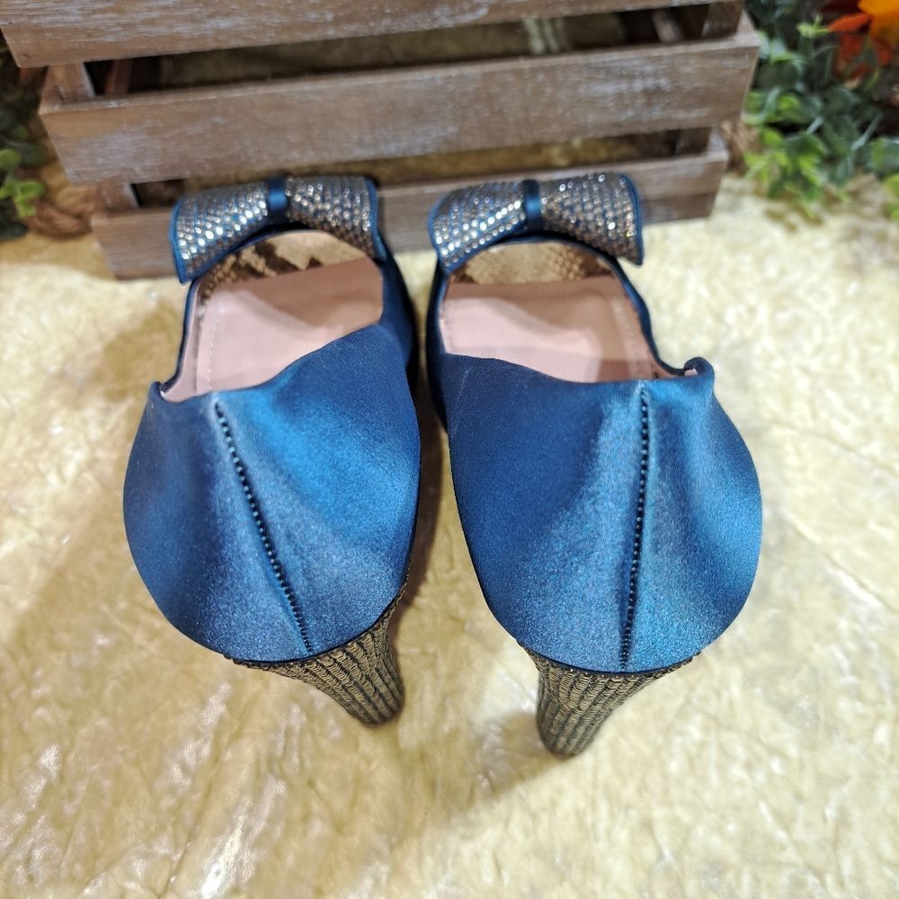NWOB Vince Camuto Women's Grady Pump High Heel Ocean Blue & Gold Goddess - Picture 11 of 12
